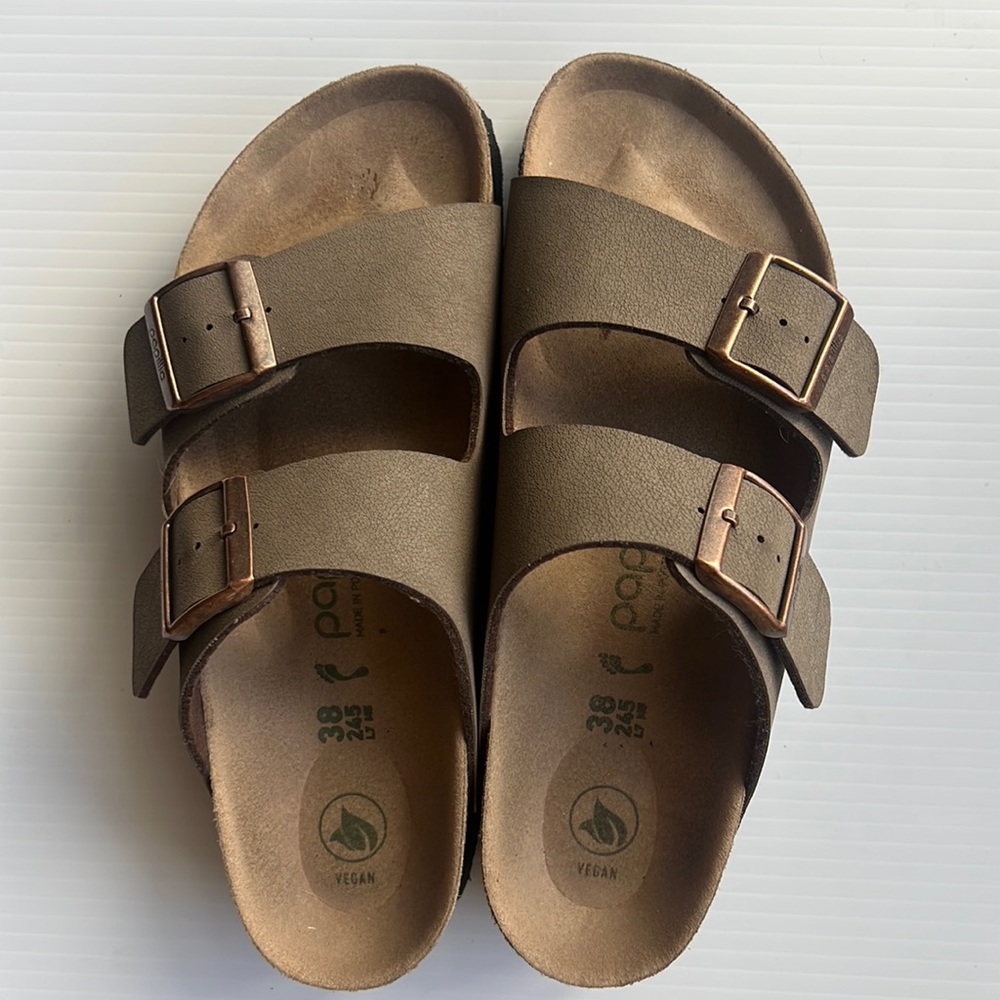 EUC Birkenstock Papillio Arizona Platform Taupe 38N